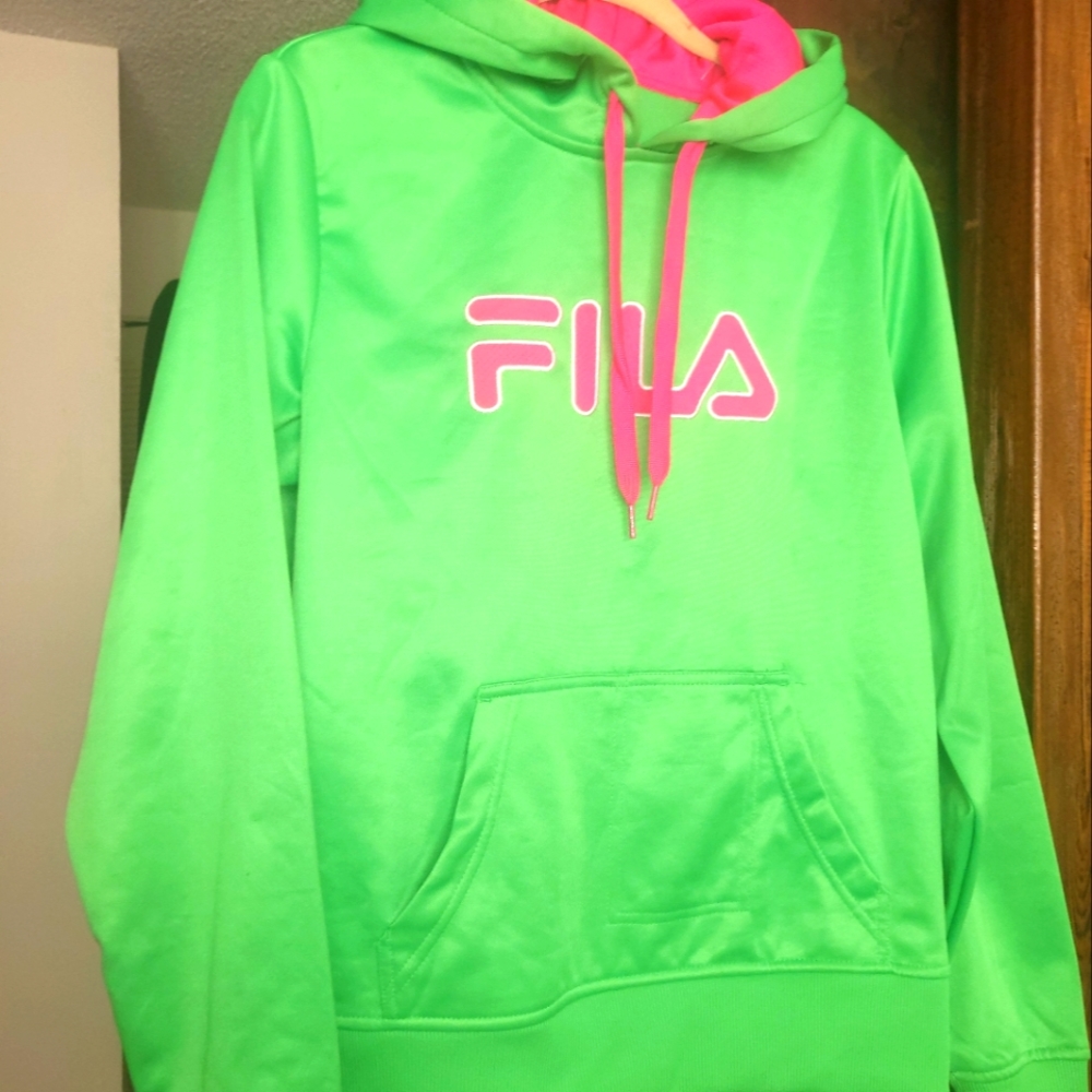New without a tag FILA HOODY SIZE M